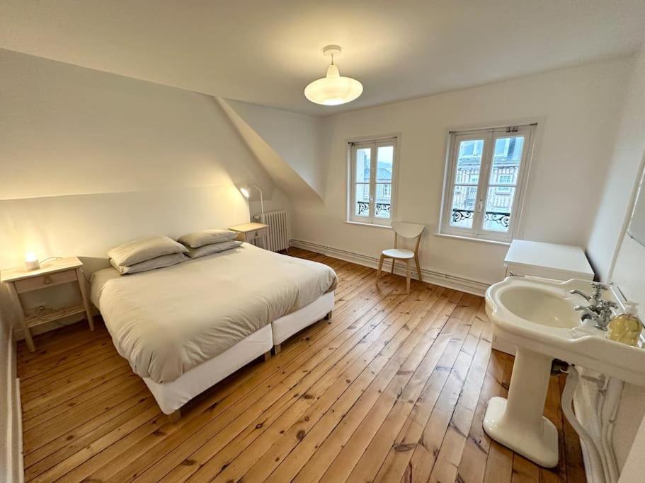 Villa Jean- Plein Centre Étretat Eksteriør billede