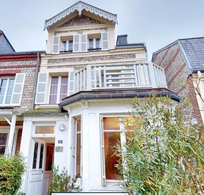 Villa Jean- Plein Centre Étretat Eksteriør billede